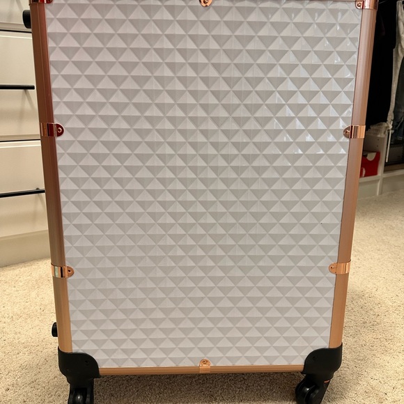 Impressions vanity XL slaycase travel/make up stand - Picture 2 of 13